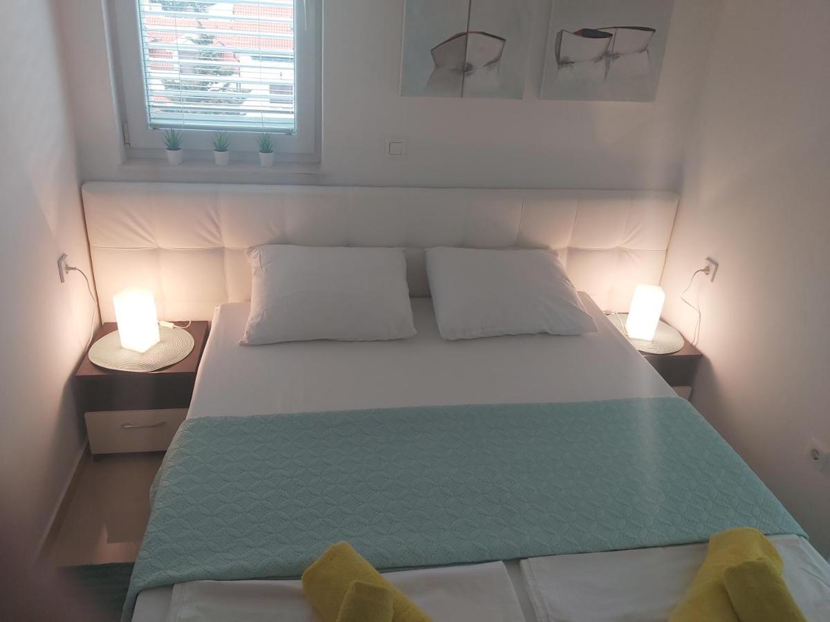 Apartment Adrijana Novalja Ngoại thất bức ảnh